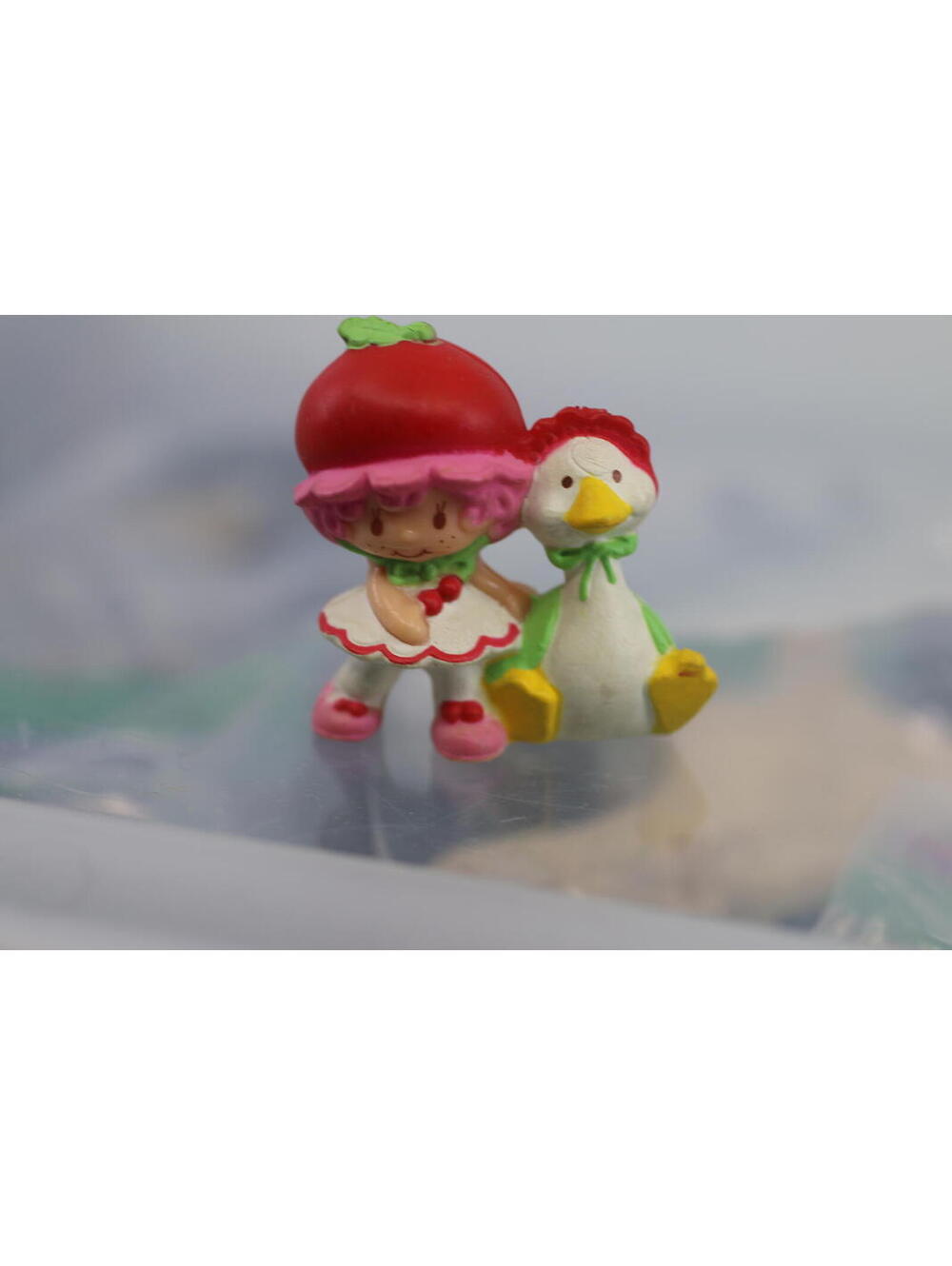 Vintage 1982 Mini Strawberry Shortcake Cherry Cuddler with Gooseberry 2" PVC